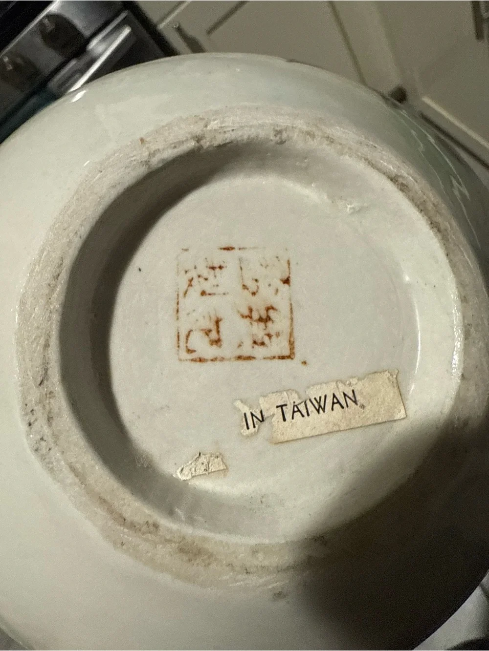 N/A elegant cream